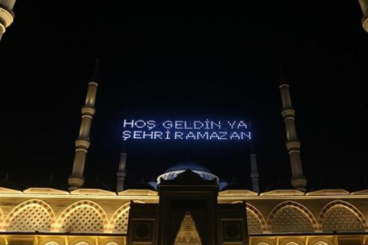 Bursa iftar saati 2026: Diyanet imsakiye takvimi açıklandı! 2 Mart 2026 | Bugün akşam ezanı kaçta okunacak?