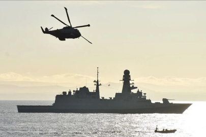 İran donanmasına ait 9 gemi imha edildi