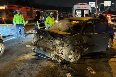İstanbul Küçükçekmece'de zincirleme kazada 1 kişi yaralandı
