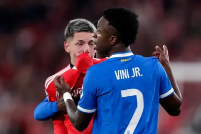 Mourinho'dan U dönüşü: Prestianni suçlu bulunursa Benfica'daki kariyeri sona erer