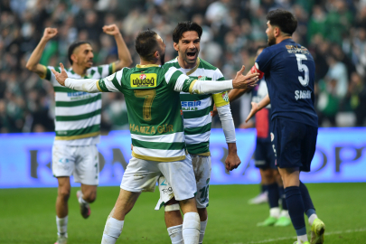 Bursaspor’un golcüsü operasyon geçirdi!