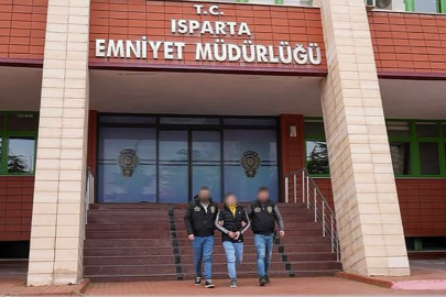 Isparta’da 24 yıl 11 ay hapis cezası bulunan firari yakalandı
