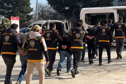 Manisa’daki fabrika hırsızları yakalandı