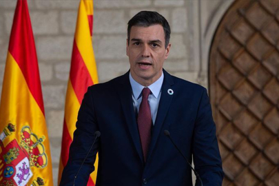 AB'den Trump'ın hedefindeki Sanchez'e destek