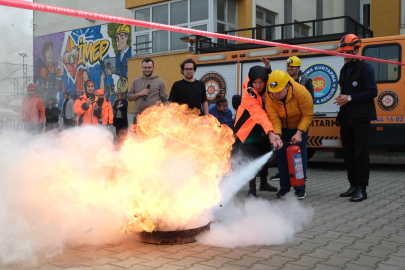 Bursa Yıldırım Belediyesinden nefes kesen tatbikat