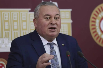 Cemal Enginyurt trafik kazası geçirdi