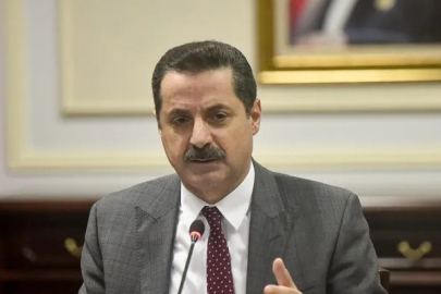 Faruk Çelik’ten ABD ve savaş eleştirisi