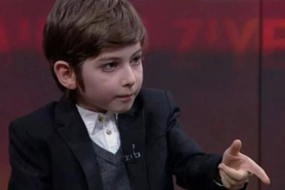 Filozof Atakan geri döndü! Fenomen olma yolunda...