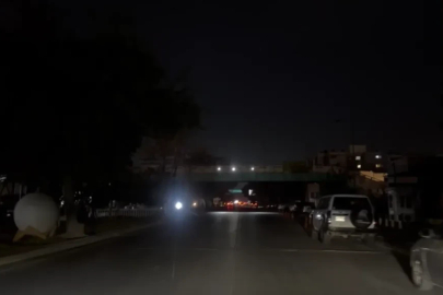 Irak’ta elektrik sistemi çöktü: Tüm ülke karanlığa gömüldü