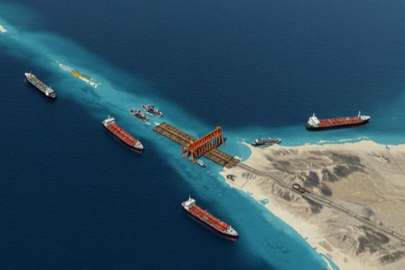 İran: Hürmüz Boğazı'nda 10 petrol tankerini vurduk