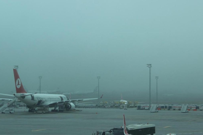 Sis hava trafiğini vurdu