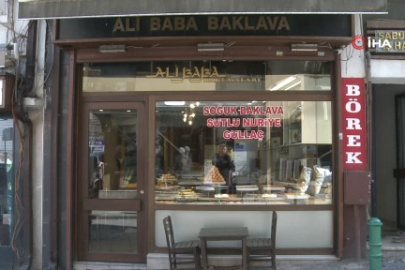 Bursalı "Meraklı Baklavacı"nın 66 yıllık sırrı: Ramazan helvası!