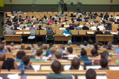 YÖK'ten binlerce öğrenciyi ilgilendiren diploma kararı