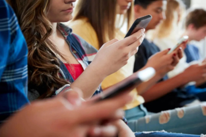 Gençlerin yüzde 82'sinin aileden gizli ikinci hesabı var!