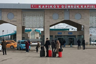 İran sınırında hareketlilik: Savaş sonrası ülkelerine dönüyorlar!