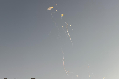 Katar'daki Hamad Uluslararası Havalimanı hava sahası kapalı kalmaya devam edecek