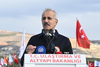 Uraloğlu: Cumhurbaşkanımızın liderliğinde kalıcı barış için çalışmaya devam edeceğiz