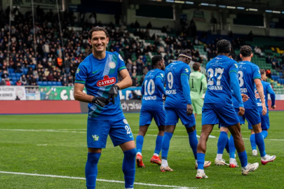 Çaykur Rizespor Antalyaspor'u penaltıyla mağlup etti