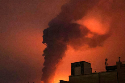 İran medyası: Tahran’da 1 ambulans ve Kum'da 2 bina hedef alındı