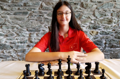 Arya Aydoğan Kraliçeler Online Satranç Festivali’nde yarı finalde