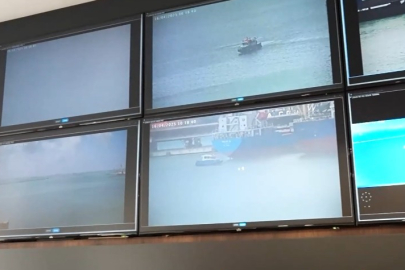 Mersin'de denizi kirleten gemiye 13 milyon TL ceza kesildi, gemi rıhtıma bağlandı