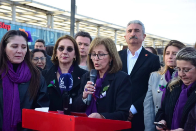 CHP Bursa İl Kadın Kolları'ndan 8 Mart yürüyüşü