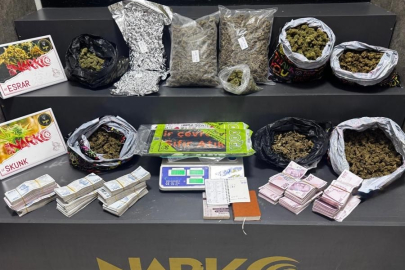 İzmir'de uyuşturucu operasyonu: 10 tutuklama