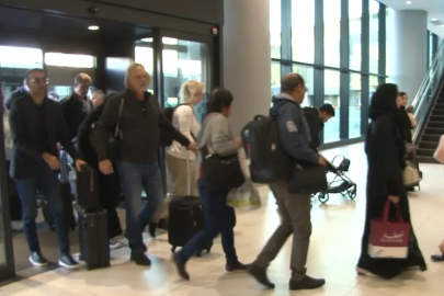 Katar'da mahsur kalan Türk vatandaşlarından sevindiren haber