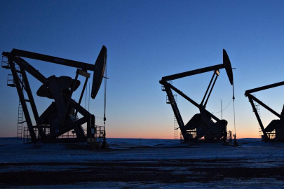 Petrol fiyatları 84 dolar seviyesine geriledi