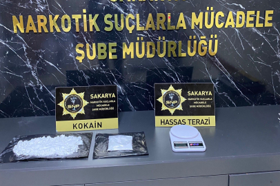 Sakarya'da yolcu otobüsünde yarım kilo kokain ele geçirildi: 2 kişi tutuklandı