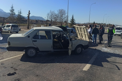 Konya Seydişehir’de otomobiller çarpıştı: 2 yaralı