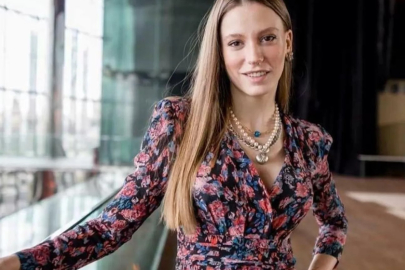 Serenay Sarıkaya'ya Vergi Dairesi'nden teşekkür belgesi