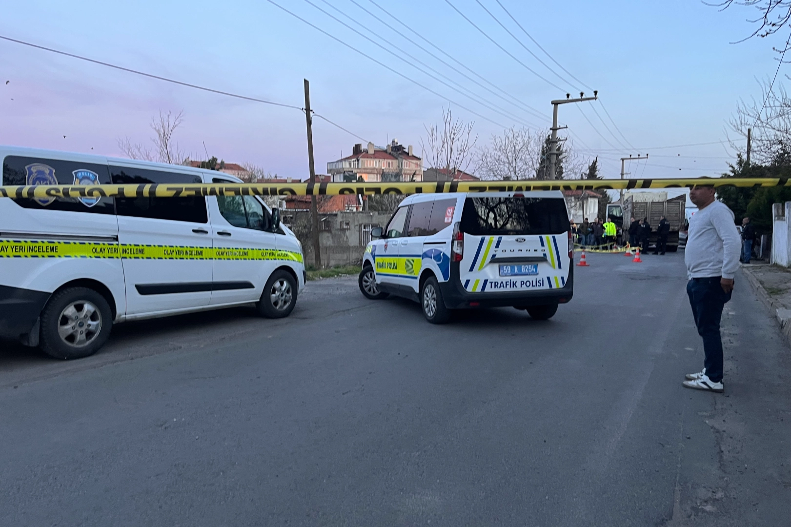 Tekirdağ'da feci kaza: Çöp toplayan kadın kamyonun altında can verdi