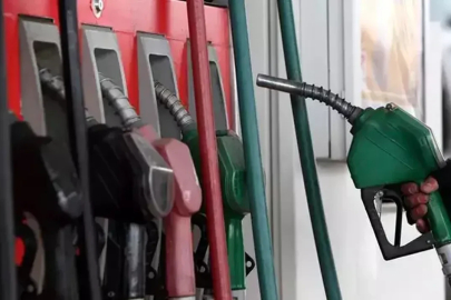 Benzin fiyatlarının en çok artış gösterdiği ülkeler açıklandı! Türkiye'nin sırası belli oldu