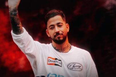 Bursalı Ünlü DJ Mahmut Orhan kazancıyla gündemde! Lüks arabasının değeri...