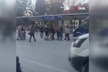 Ankara'da ticari taksinin çarptığı yaya yaralandı