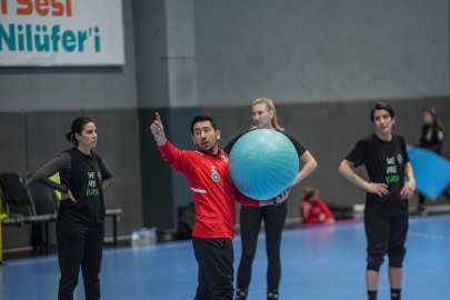 Bursa Büyükşehir Belediyespor Kadın Hentbol Takımı şampiyonluğa odaklandı