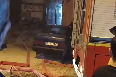 Bursa’da ahşap evde yangın: Mahallede korku dolu anlar