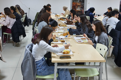 Bursa Gemlik Kent Konseyi'nden&nbsp;250 öğrenciye iftar