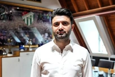 Bursaspor Başkanı Enes Çelik’ten çok sert açıklama! ‘Ölmesi mi gerekiyordu?’