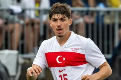 Milli futbolcu Yusuf Akçiçek ameliyat oldu