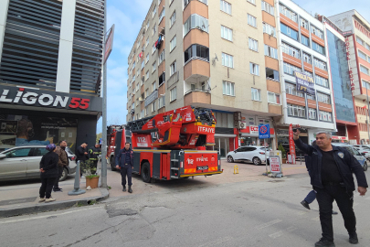 Samsun'da bulaşık makinesi alev aldı, yangın büyümeden söndürüldü