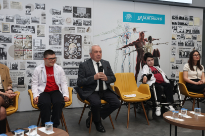 Bursa'da Başkan Şadi Özdemir’den sağlık çalışanlarına teşekkür