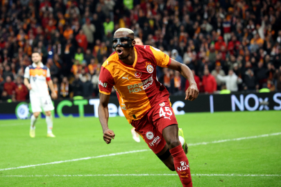 Osimhen bu sezonki 19. golünü kaydetti