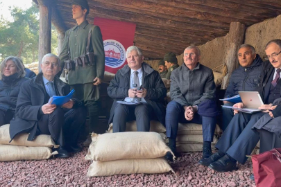 SBÜ Senatosu şehit düşen tıbbıyelilerin anısına tarihi siperlerde toplandı