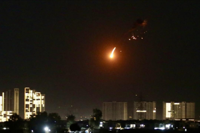 WSJ: İran'ın Suudi Arabistan'a yönelik saldırısında 5 ABD yakıt ikmal uçağı hasar gördü