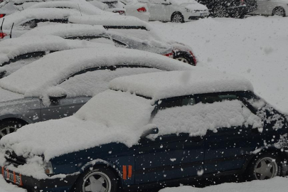 Doğuda mart kışı aratmıyor: 279 yol kardan kapalı