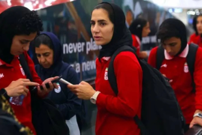 Avustralya'ya sığınan yedi İranlı oyuncudan beşi kararını değiştirdi