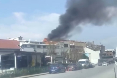 Bursa'da çatı katı alevlere teslim oldu
