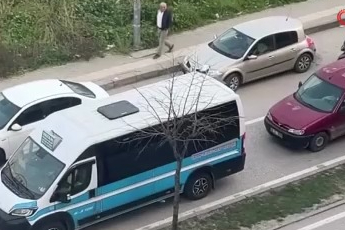 Bursa'da trafikte coplu kavganın failleri yakalandı: 180 bin lira ceza kesildi